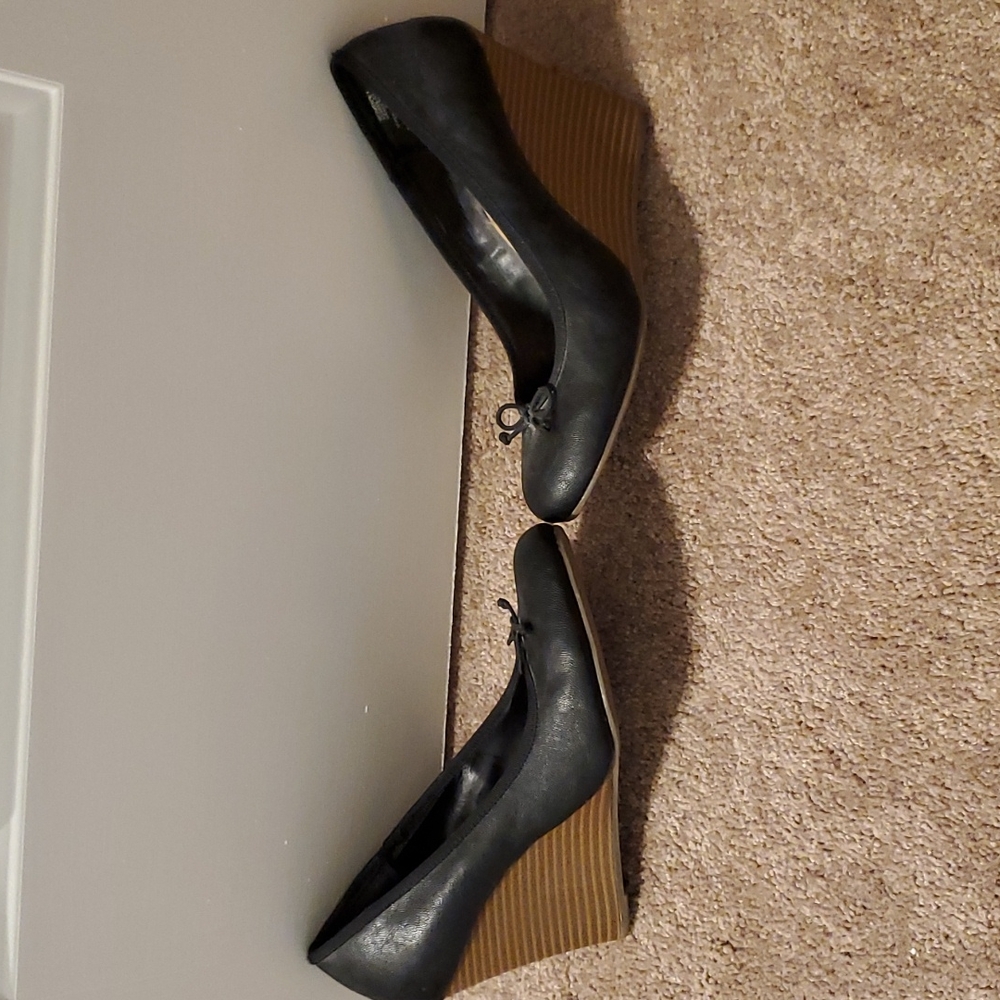 Wedges - Picture 3 of 3